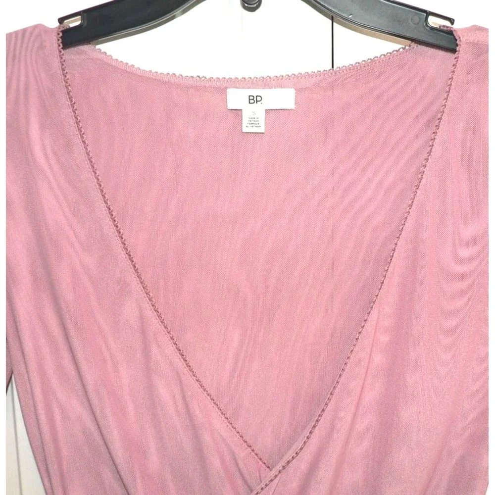 BP. Women's Long Sleeve V-Neck Faux Wrap Mesh Crop Top in Pink Nostalgia Small